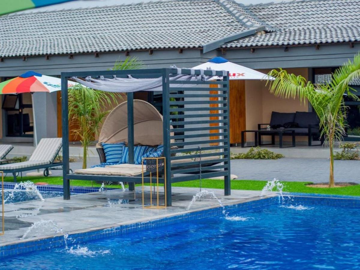 The Lux Hotel And Resorts Louis Trichardt Exterior photo
