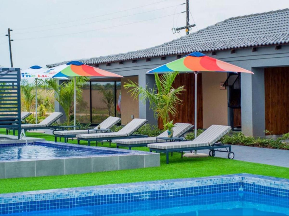 The Lux Hotel And Resorts Louis Trichardt Exterior photo