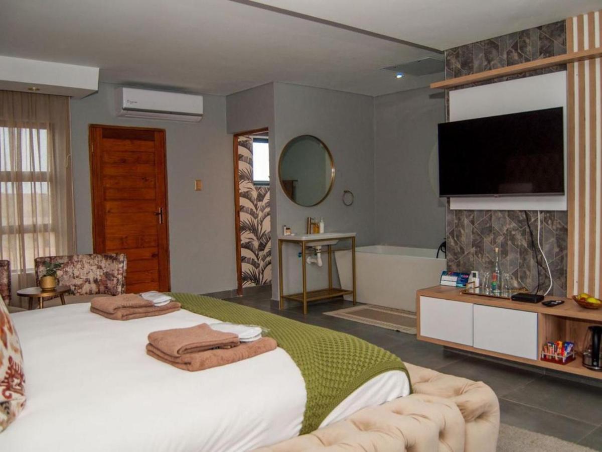 The Lux Hotel And Resorts Louis Trichardt Exterior photo