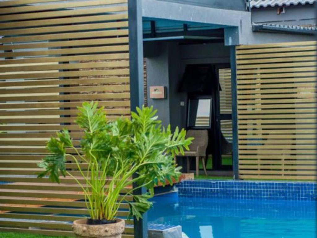 The Lux Hotel And Resorts Louis Trichardt Exterior photo